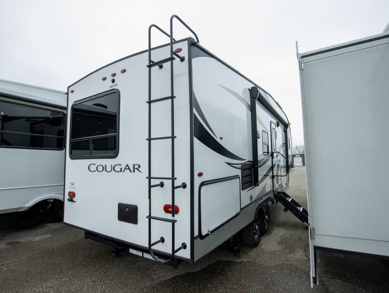 2023 Keystone Cougar Half-Ton 25RES - Image 4